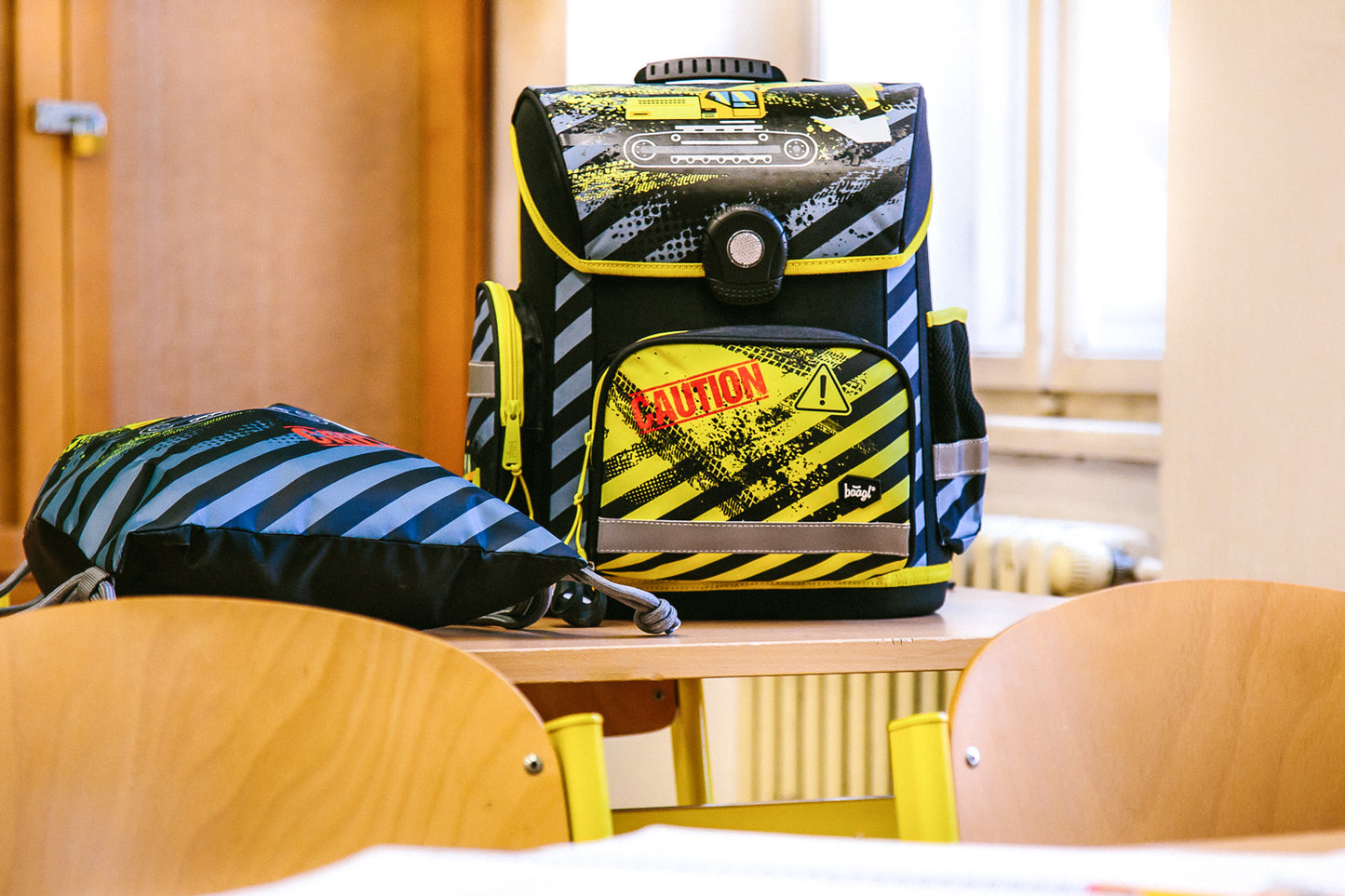 School bag Digger