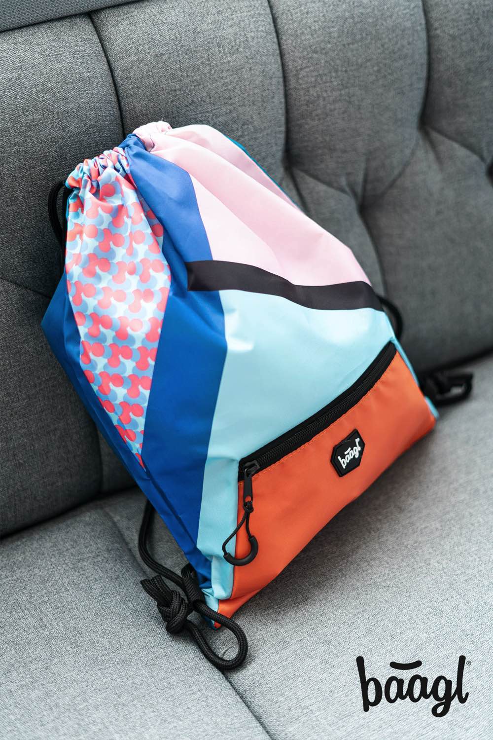 Gym sack with zip pocket Form