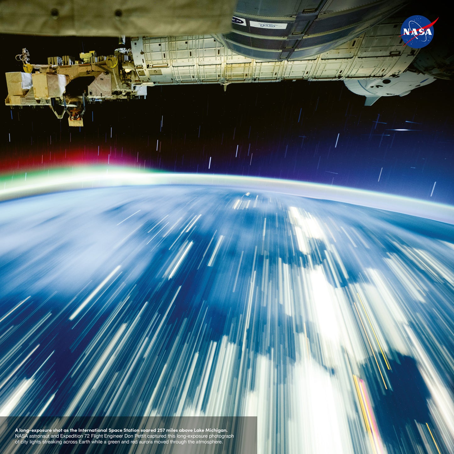 Grid calendar NASA 2026, 30 x 30 cm