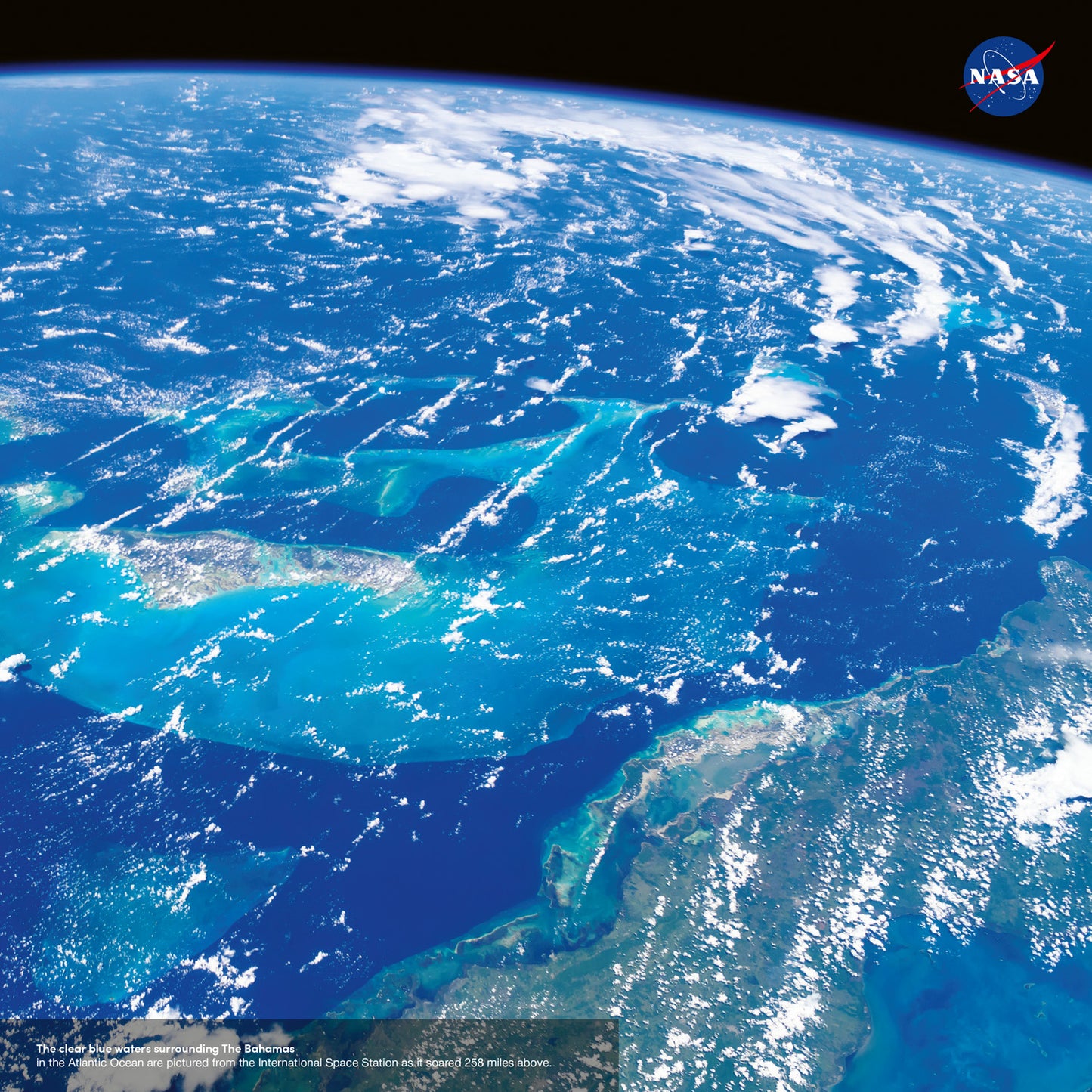 Grid calendar NASA 2026, 30 x 30 cm