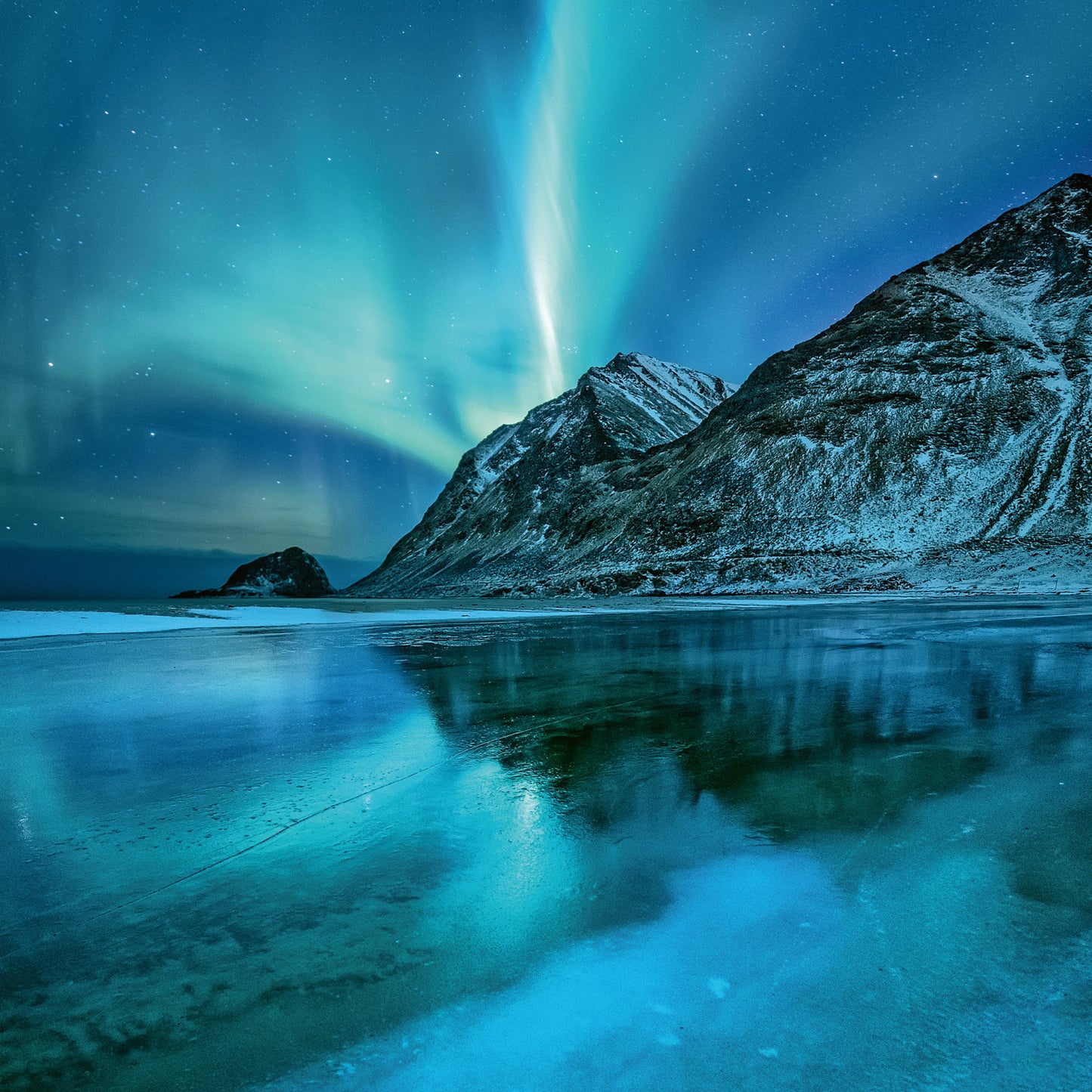 Grid calendar Aurora Borealis 2026, 30 x 30 cm