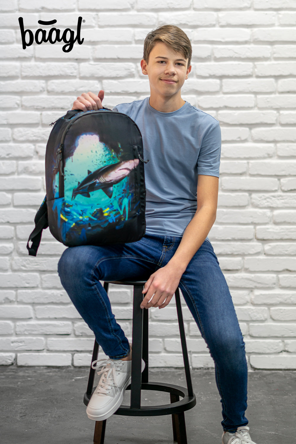 Backpack eARTh Shark by Lukero