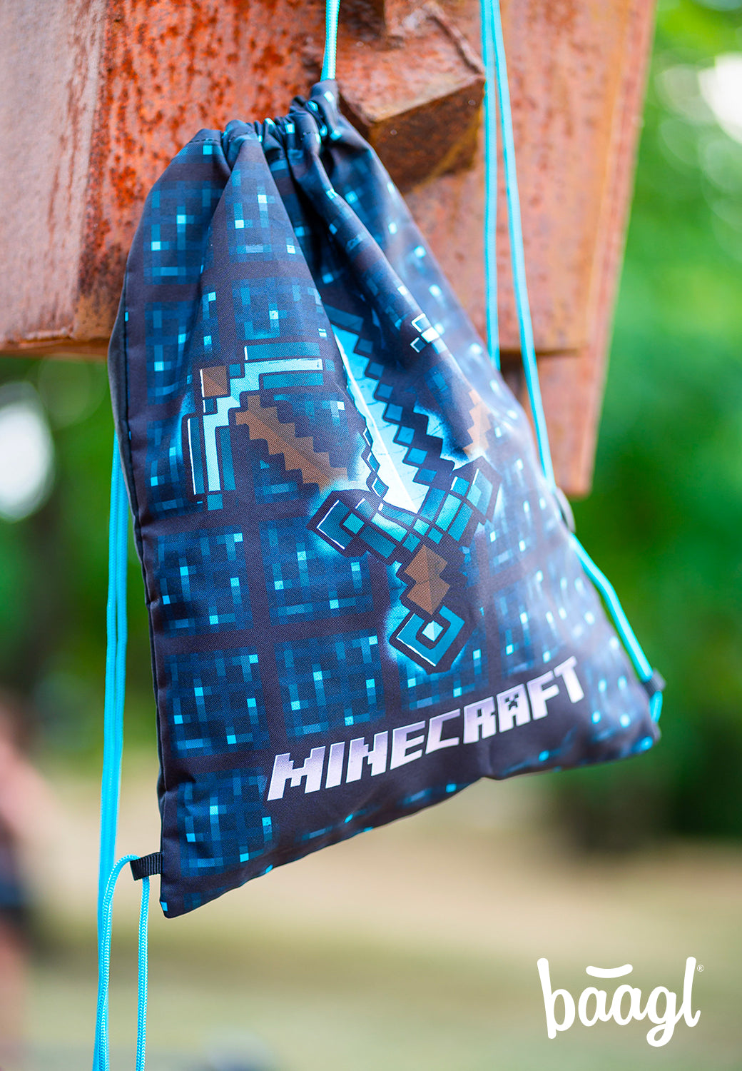 MINECRAFT SET 2 Blue Axe and Sword: pencil case, gym sack