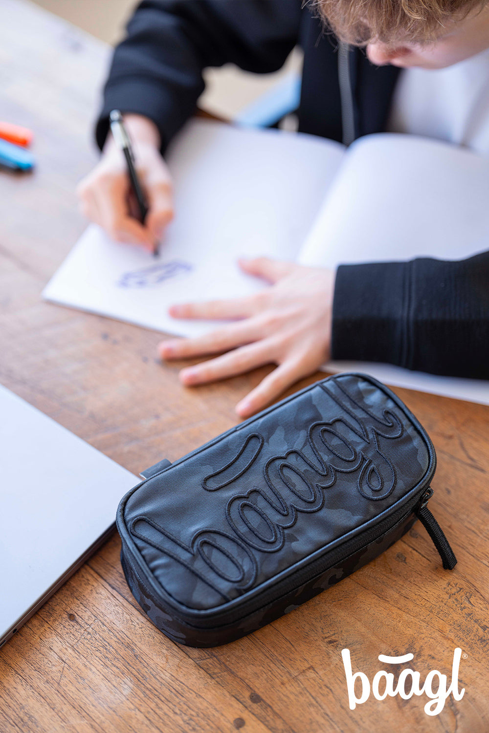 School etui Onyx