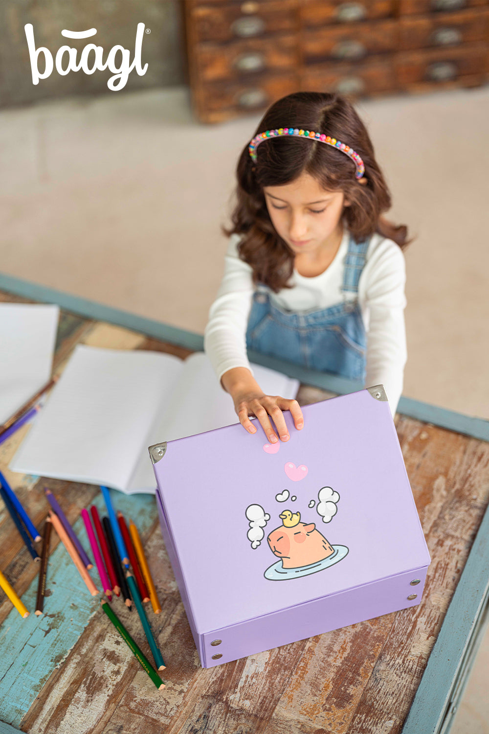 Foldable school supply box Capybara