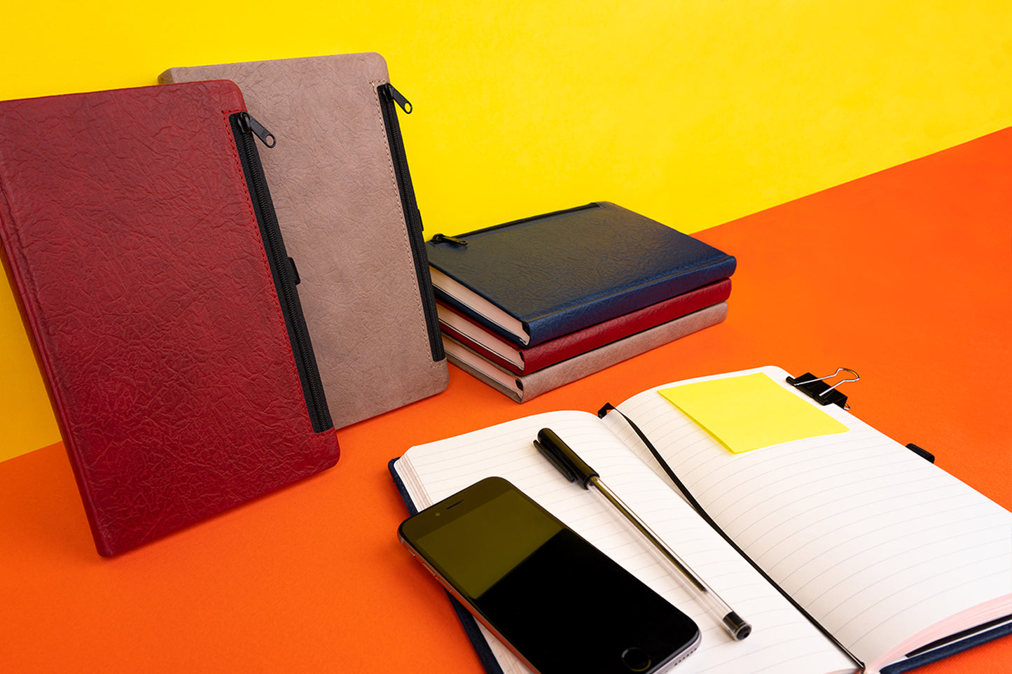 Notebook Hardy, brown, lined, 13 × 21 cm