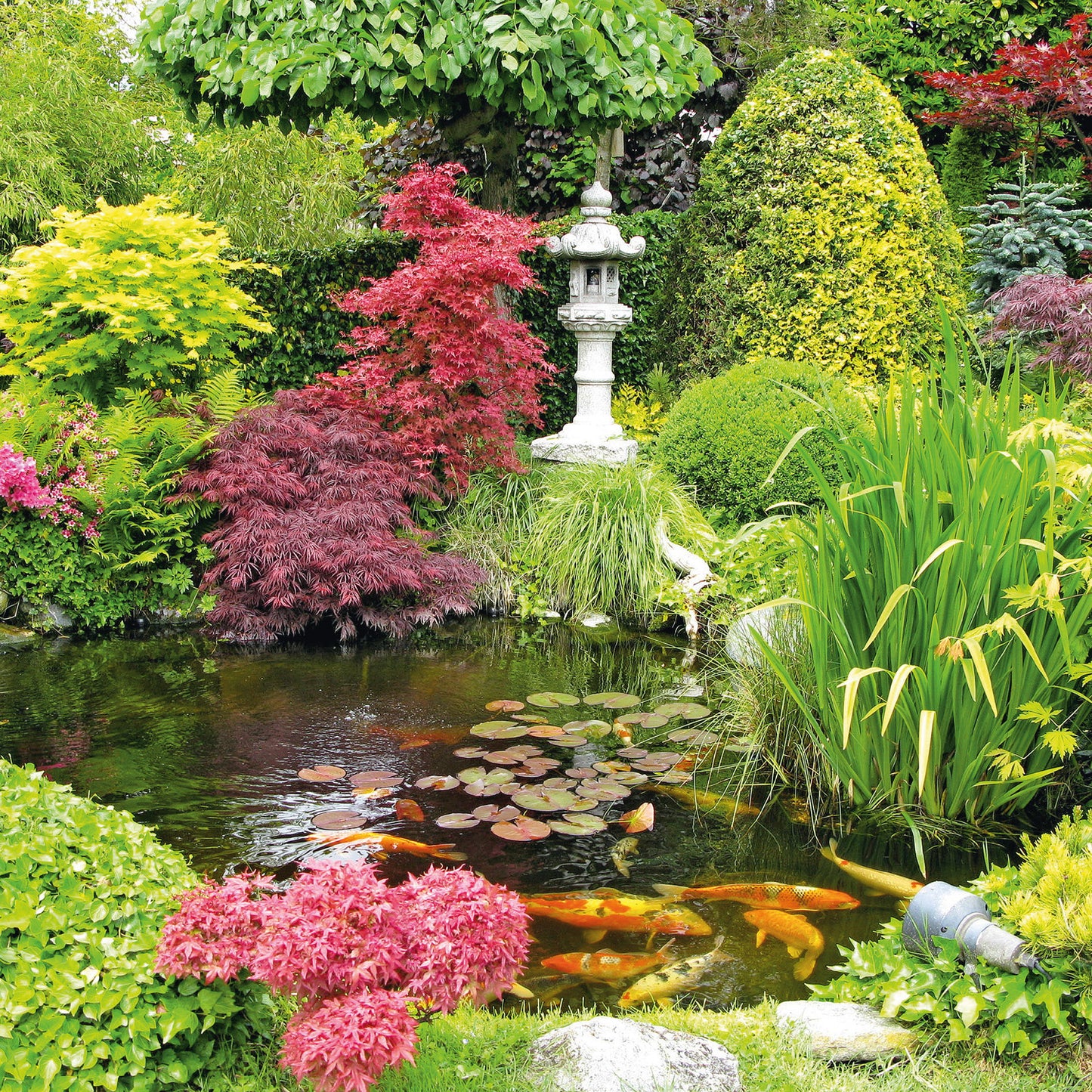 Grid calendar Gardens 2026, 30 x 30 cm